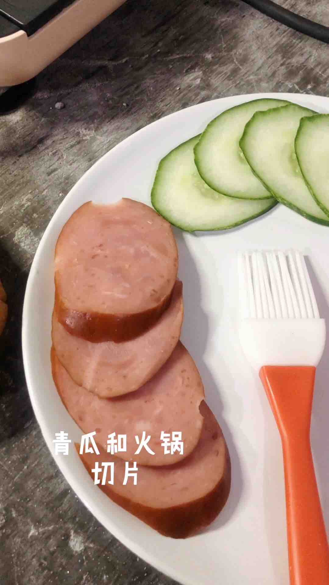 Cucumber Ham Sandwich recipe
