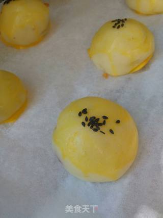 Simulation Egg Yolk Cake recipe