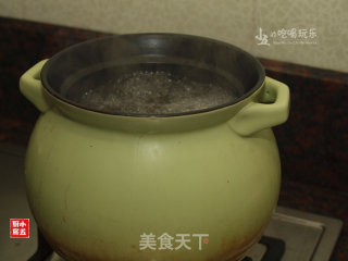 Pigeon Soup with Dendrobium Huo Hu recipe