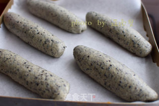 Ufa Black Sesame Bread with Calcium Supplement recipe