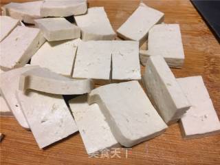 Stir-fried Tofu with Soybean Sprouts recipe