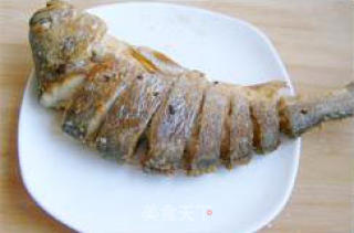 The Classic Flavor of Shandong Cuisine-braised Yellow Croaker in Sauce recipe