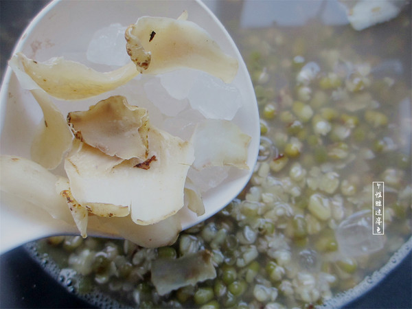 Lily Mung Bean Congee recipe