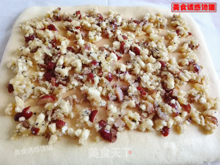 Red Date Cake Roll recipe