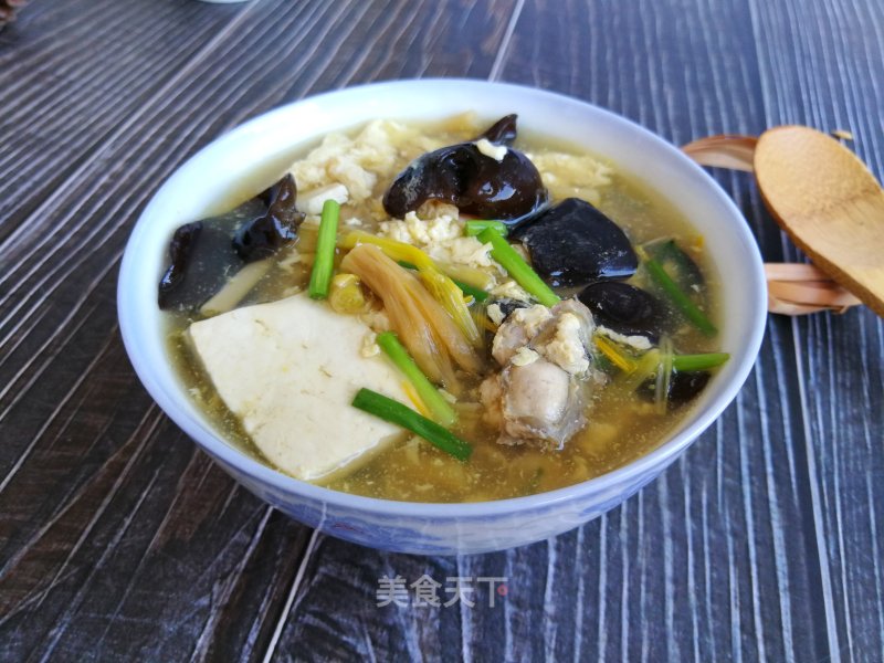 Fungus Yellow Flower Oyster Soup recipe