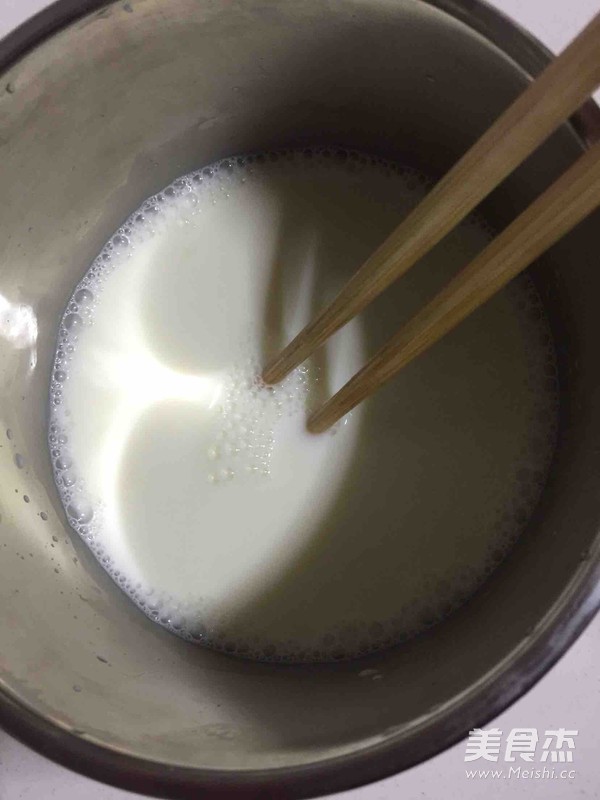 Yogurt Made from Raw Fresh Milk recipe