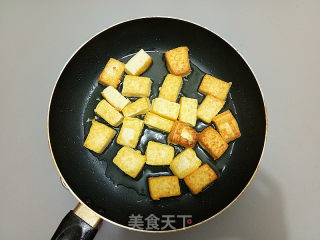 Braised Tofu with Pork Belly and Fungus recipe