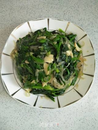 Stir-fried Sweet Potato Powder with Spinach recipe