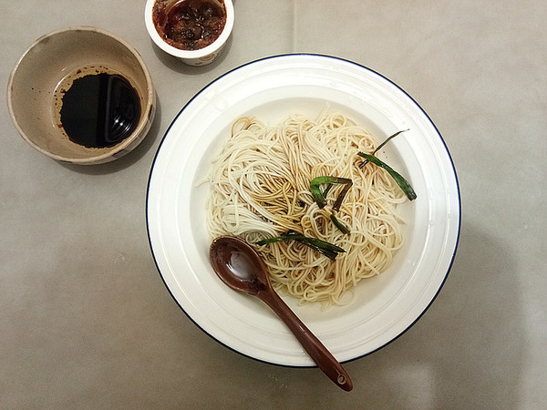 Abalone and Scallops Xo Spicy Sauce Noodles recipe