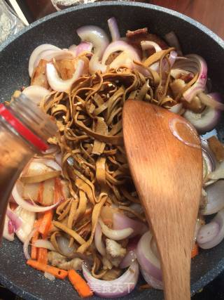 Tofu Shredded Pork Belly with Onion recipe