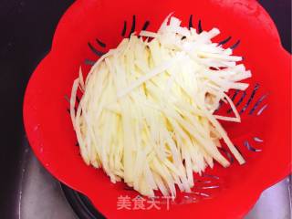 Pickled Vegetables and Potato Shreds recipe