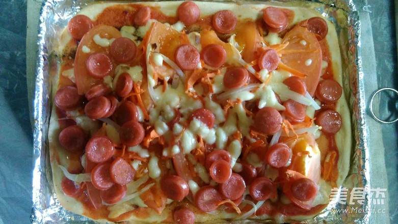 Tomato Sausage Pizza recipe