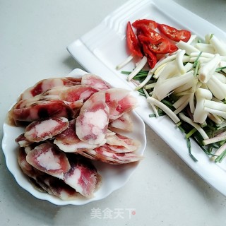 Fried Sausage with Spring Buckwheat recipe