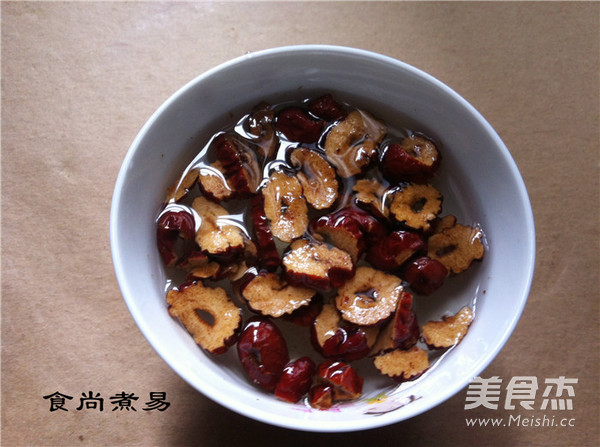 Lotus Leaf Red Date Slimming Tea recipe