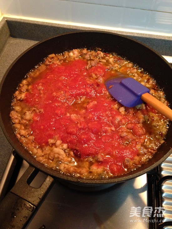 Spaghetti with Eggplant Meat Sauce recipe