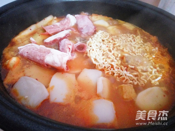 Korean Rice Cake Hot Pot recipe