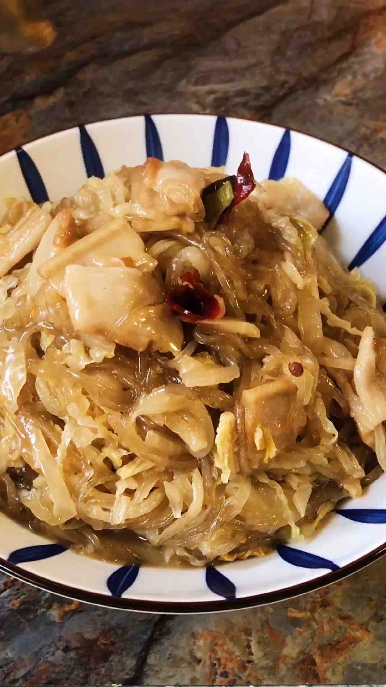 Sauerkraut Stewed Vermicelli, Authentic Northeastern Dish recipe