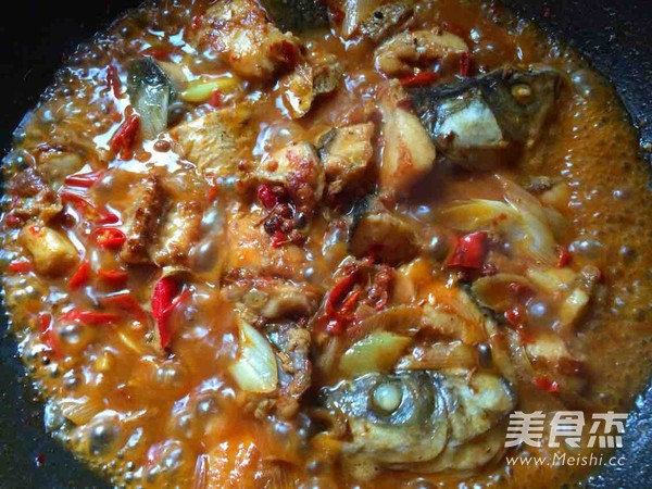 Spicy Braised Fish Pieces recipe