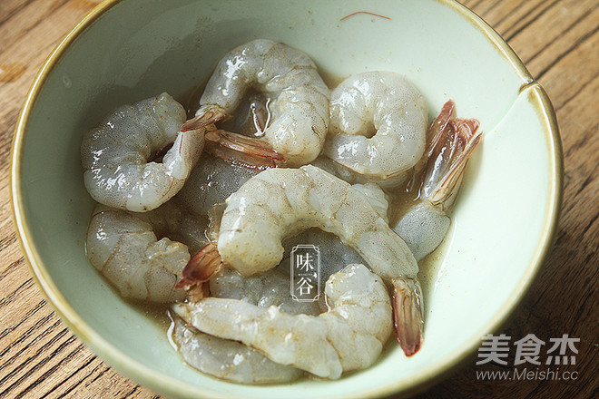 Emerald Shrimp Steamed Egg recipe