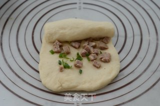 Soup with Onion and Beef Sausage Bread recipe