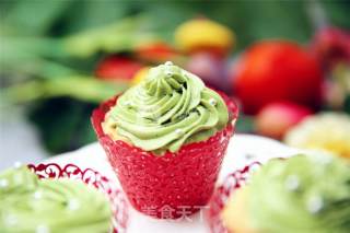 #aca烤明星大赛# Oil-free and Low-sugar Matcha Cupcakes recipe