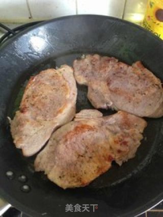 Fried Pork Chop with Apple Sauce recipe