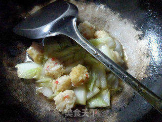 Stir-fried Cabbage with Shrimp Balls recipe