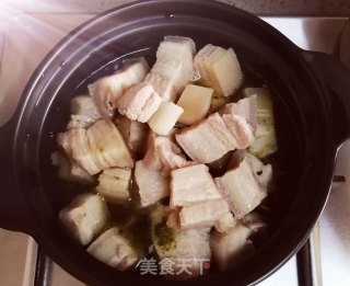 Braised Pork with Sprouts recipe