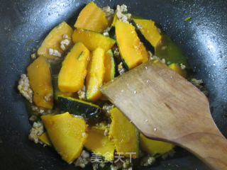 Stir-fried Japanese Pumpkin with Minced Meat recipe