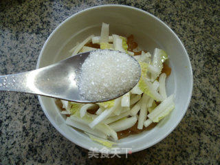 Baby Vegetable Stems Mixed with Jellyfish recipe