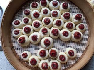 The Most Delicious Red Jujube Steamed Buns recipe
