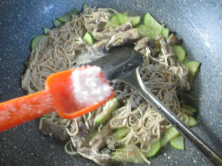 Zucchini Beef Slices Boiled and Shredded recipe