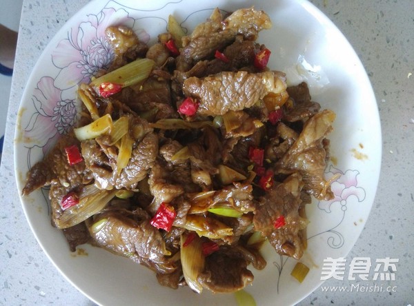 Stir-fried Lamb with Scallions recipe