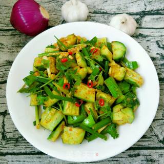 "cold Salad" Refreshing Pat Cucumber recipe