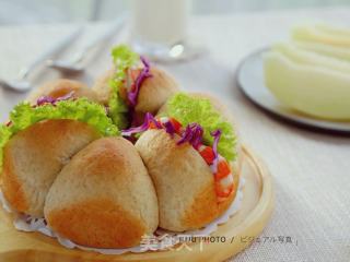 Whole Wheat Garland Bread recipe