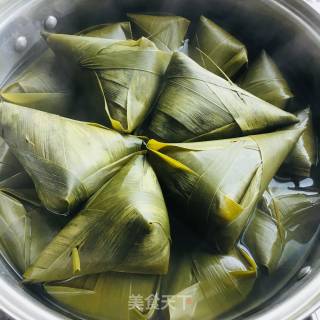 Salted Egg Yolk Pork Dumplings recipe