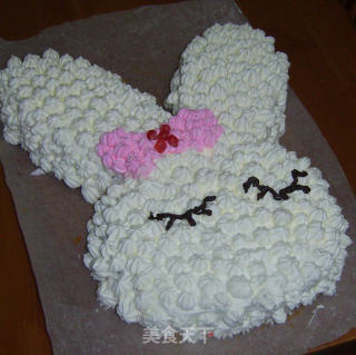 Shy Bunny Cake with Bow recipe