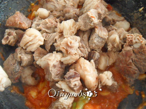 Tomato Beef Leek Noodle recipe