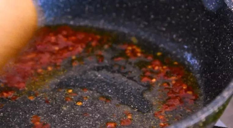 "eight Treasure Spicy Sauce" Tastes Spicy and Fresh But Slightly Sweet, Very Tasty, recipe