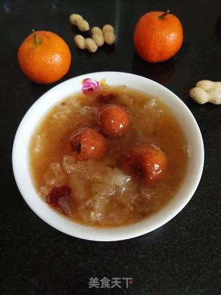 Red Dates, Tremella and Hawthorn Soup recipe