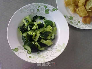 Fried Fritters with Cucumber recipe