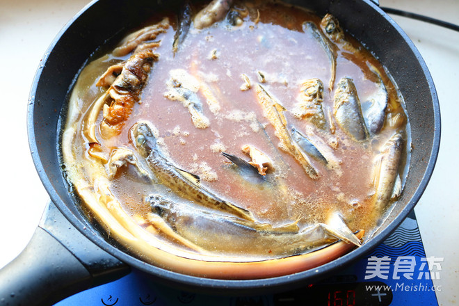 Jiaodong Farmer's Dishes--fish Pot Slices recipe