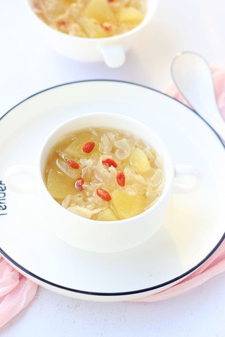 Apple Tremella Soup
