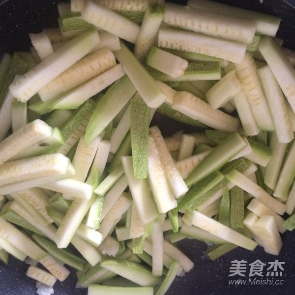 Zucchini Stir-fry recipe