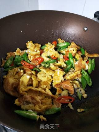 Scrambled Eggs with Green Peppers recipe
