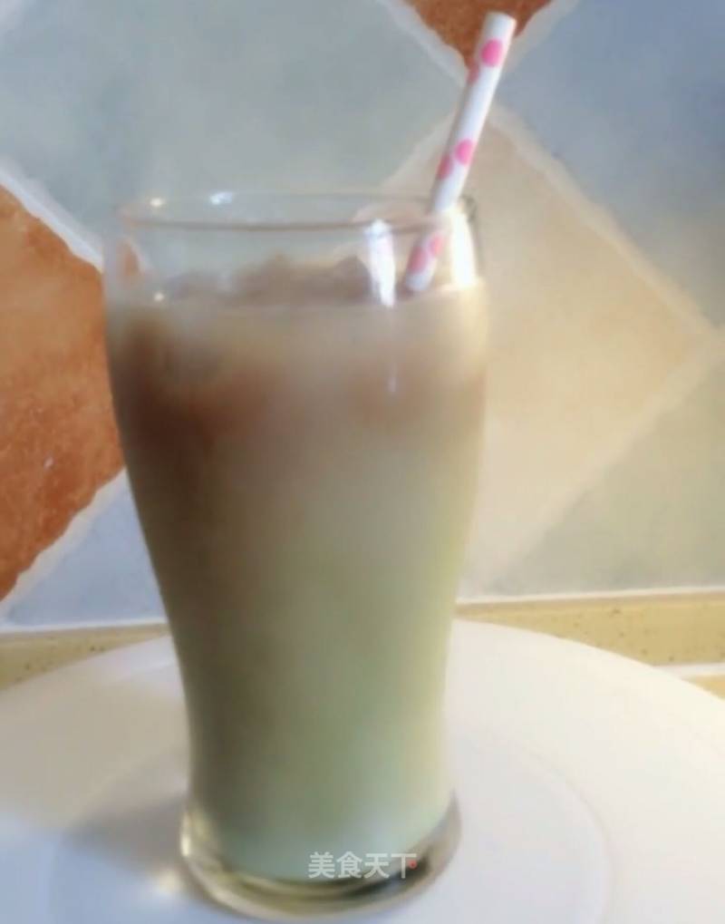 Matcha Latte Iced Coffee recipe