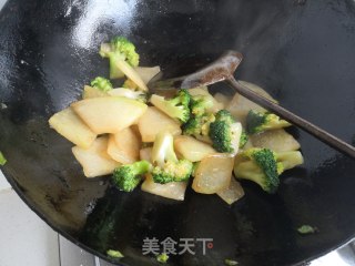 Winter Squash and Broccoli in Oyster Sauce recipe
