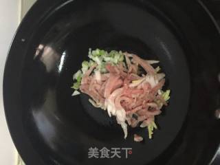 Stir-fried Pork with Garlic recipe