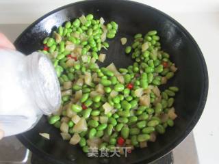 Fried Edamame with Dried Radish recipe