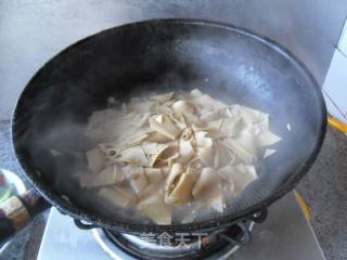 Dried Tofu and Cucumber Slices recipe